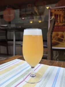 箕面桃ヴァイツェン白鳳